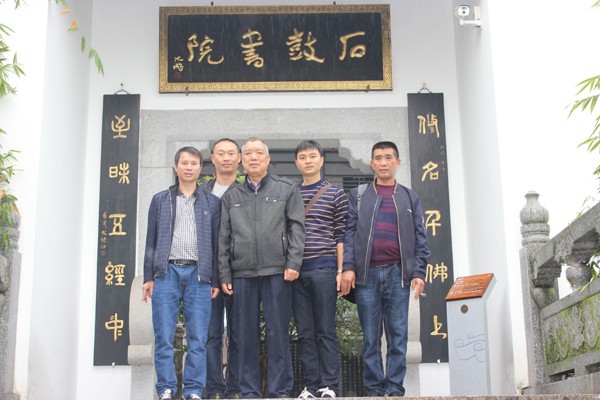 3d8a5a8fe966a06a_04.jpg