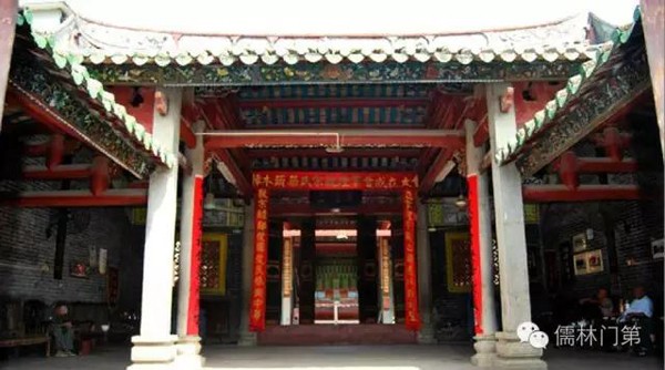 d20ee190e96f5978_01.jpg