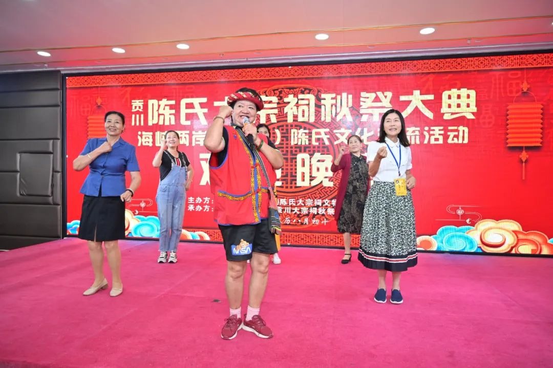 9236d2500cfeb2b9_26_394068ce7f63.jpg