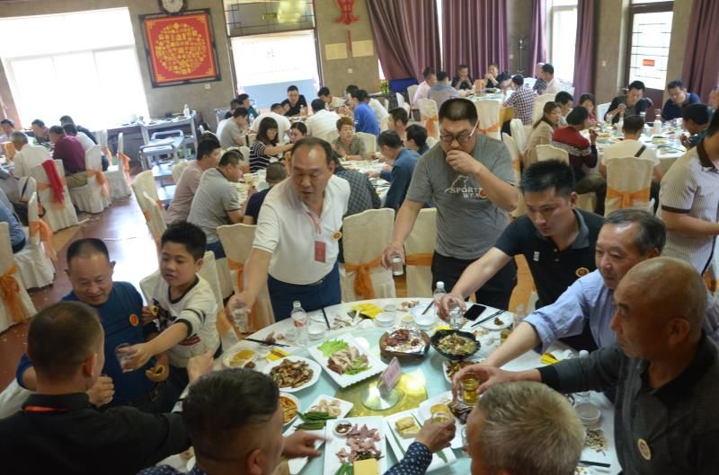 【祝贺】淄博房氏宗亲文化联谊会胜利召开：宗亲纪事.jpg