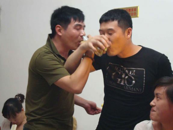 黑龙江房氏宗亲联谊会（筹）2011第一次会务研讨会会议通告：宗亲纪事.jpg