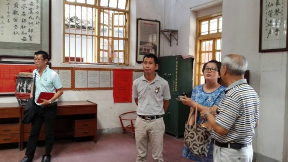马六甲宗亲参观梅州国器堂：宗亲纪事.jpg