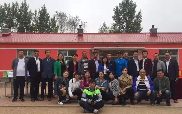 【大爱无疆】吉林省房氏宗亲会爱心捐助伊通县新家村小学：宗亲纪事.png