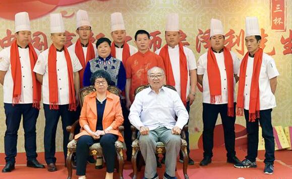 【榜样】中国烹饪大师.鲁菜泰斗`房泽利：房氏人物纪略.jpg