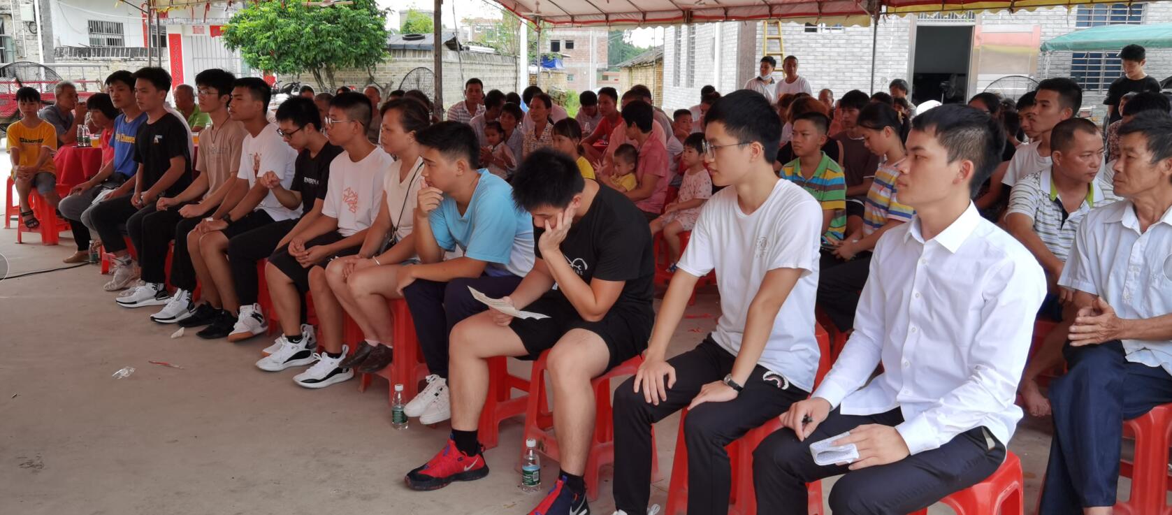 【祝贺】粤西第五届房氏高考学子奖学金颁奖典礼活动圆满：房氏迁徙与分布.jpg