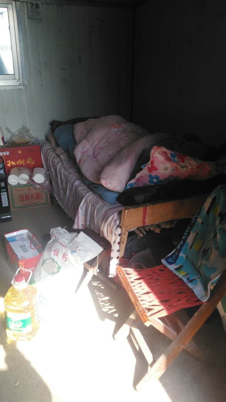 【敬老活动】枣庄爱心企业家房帅为周营房家70岁以上的老人送温暖：房氏工商纪要.jpg