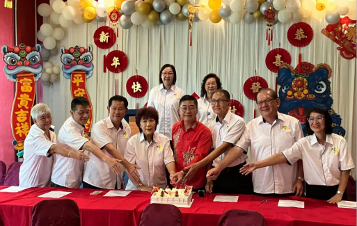 沙巴清河堂房氏宗亲会第六届换届圆满：宗亲纪事.png