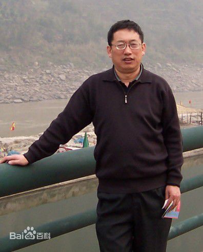 房晓溪 中国动漫游戏教材第一人 ，中国金牌作者：房氏人物纪略.jpg