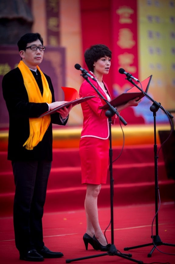 癸巳年全球房氏千人拜祖大典仪程：祭祖纪实.jpg