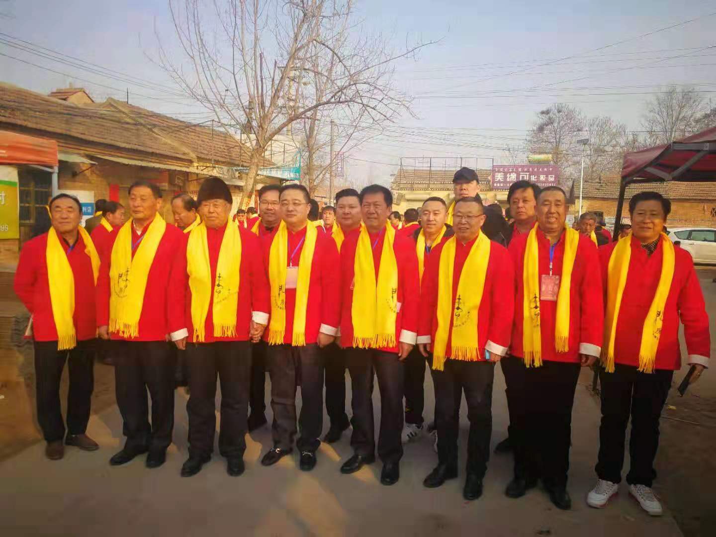 【图文】祝贺菏泽房氏家国文化会暨房集始迁祖陆公诞辰666周年祭祖庆典活动圆满：祭祖纪实.jpg