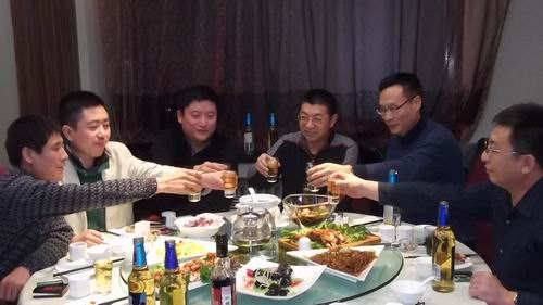 宗亲一脉牵，把酒话情真——记哈市部分宗亲春节聚会：宗亲纪事.jpg