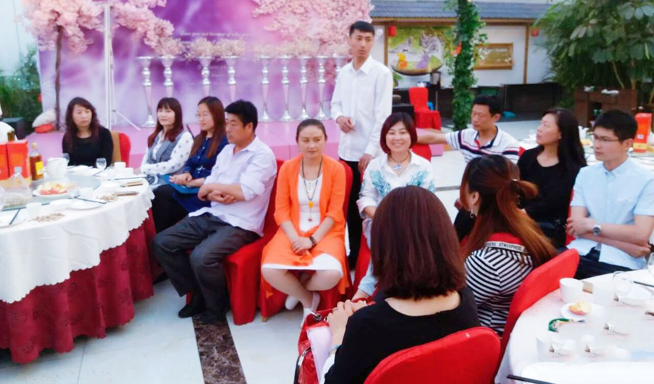 【祝贺】青岛房氏宗亲文化联谊会成立大会总结会圆满召开：宗亲纪事.jpg