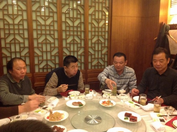 北京宗亲在和平门烤鸭店为房停接风：房氏迁徙与分布.jpg