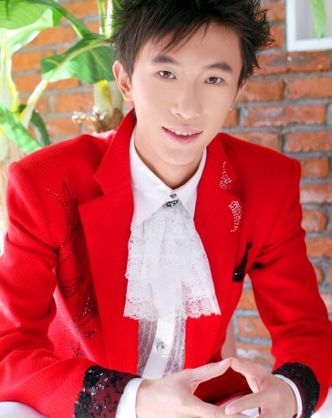 房鹤迪,长春电视台主持人房小满,北京德云社演员房鹤迪。：房氏人物纪略.jpg