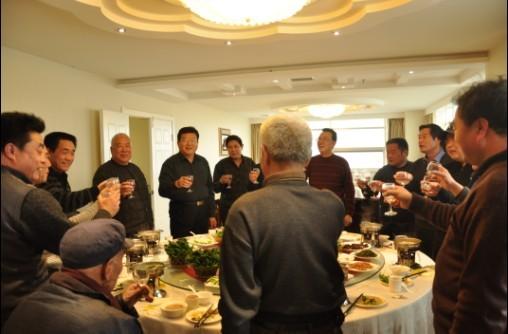 热烈庆祝山东汶上房氏文化研讨联谊会圆满召开!：宗亲纪事.jpg