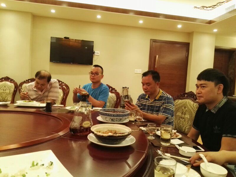 马来西亚砂捞越清河房氏宗亲回粤联谊.jpg
