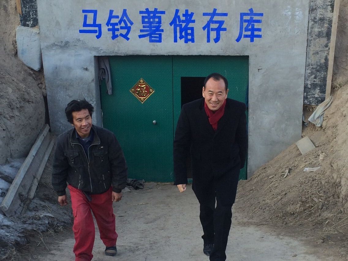 【榜样】大爱房忠君，最美白银人：房氏人物纪略.jpg