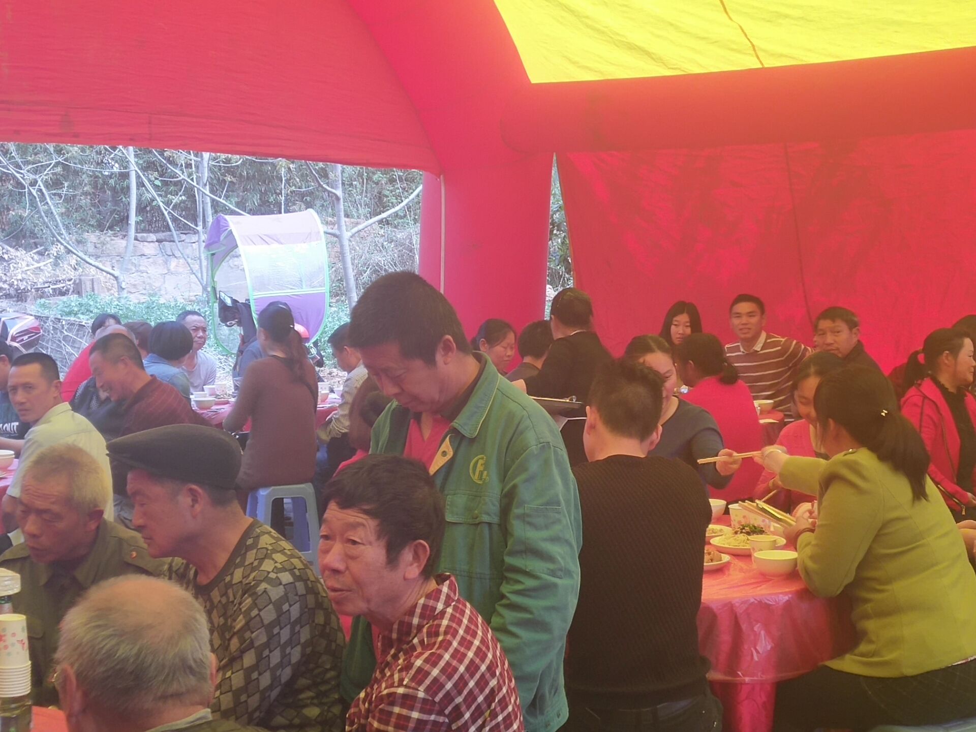 【地方特色】中江苏坝村房氏祭祖暨宗亲联谊活动掠影：宗亲纪事.jpg