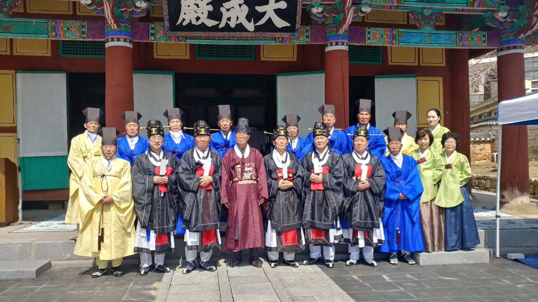 【韩国房氏文化】韩国房氏举行清明祭祖活动，并祭扫韩国独立运动五位房门烈士墓：海外房氏纪闻.jpg