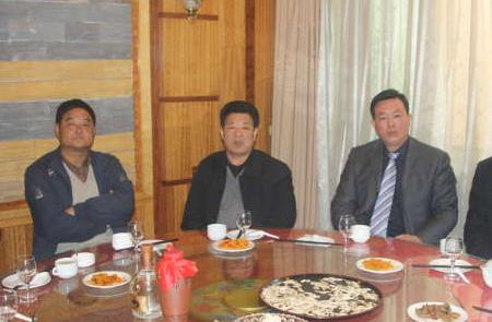 二OO九年日照房氏宗亲团拜会召开：宗亲纪事.jpg