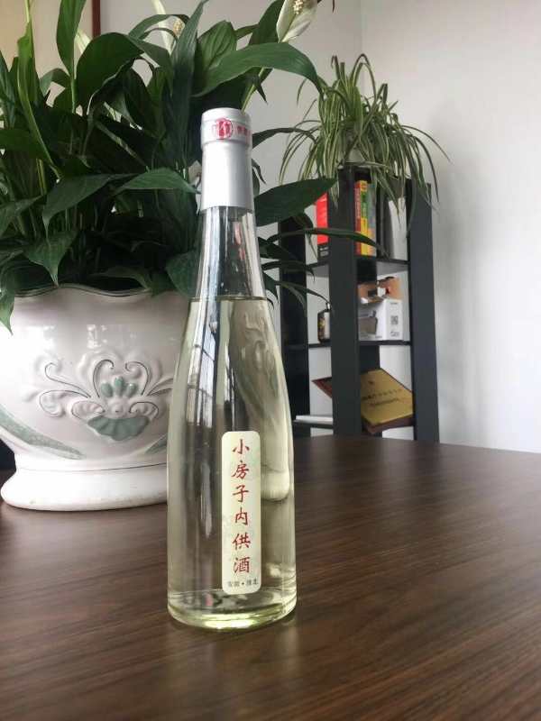 【欢迎加盟】首届房氏宗亲优质产品交流会稀有、优质产品展示：宗亲纪事.jpg