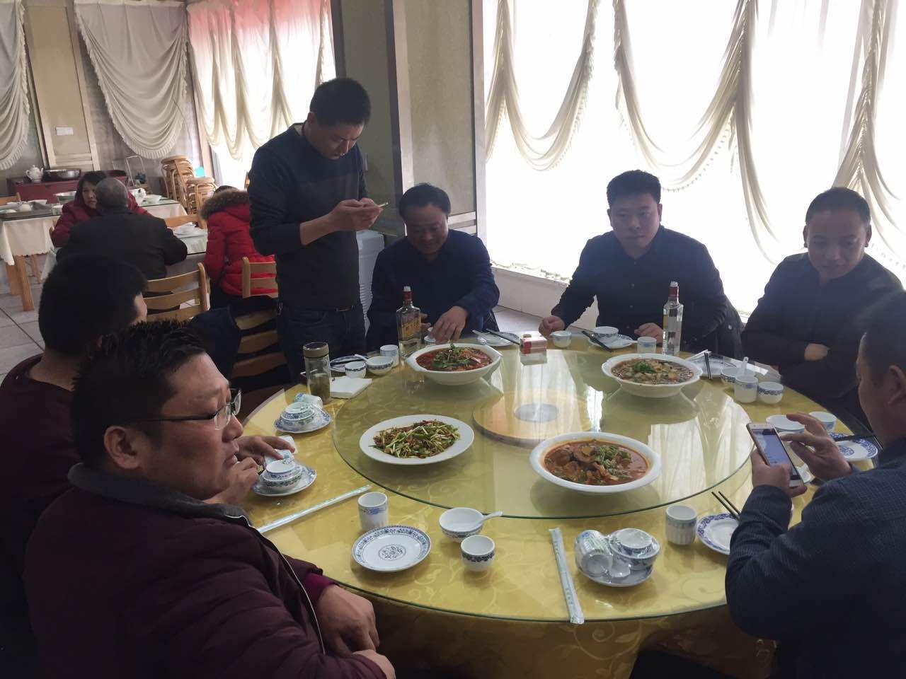 热烈祝贺枣庄房氏宗亲文化联谊会筹备会圆满成功：宗亲纪事.jpg