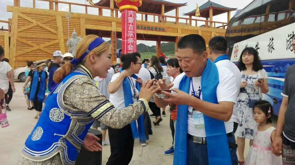 【活动直播】内蒙古房氏宗亲文化联谊会成立大会圆满成功：宗亲纪事.jpg