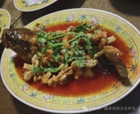 胜迹史料:八十年代的孔府老厨师合影 孔府的宴席名目繁多,等级严格,有婚、丧、寿宴;官、族、贵宴(胜迹史料).jpg