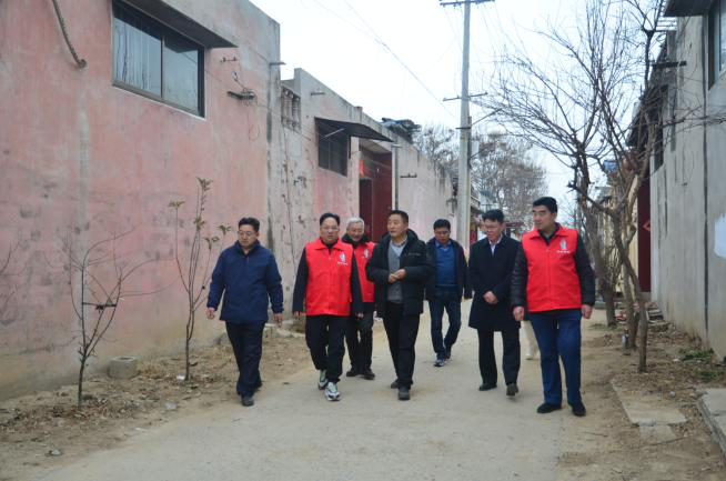 滕州市孔子文化研究协会走访慰问困难家庭（宗亲纪事）.png