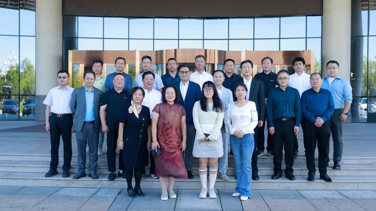 孔氏宗子走访沧州宗亲（宗亲纪事）.jpg