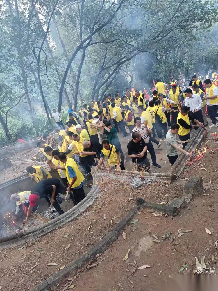 2025年孔子世家岭南派重阳节祭祖活动（祭祀纪事）.png