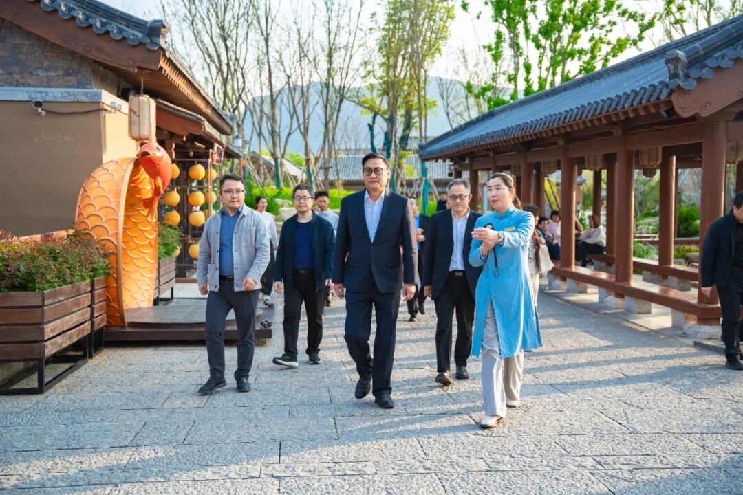 2026海峡两岸孔子文化春会曲阜启动，孔垂长先生致辞并主礼崇圣成 ...（文化资料）.jpg