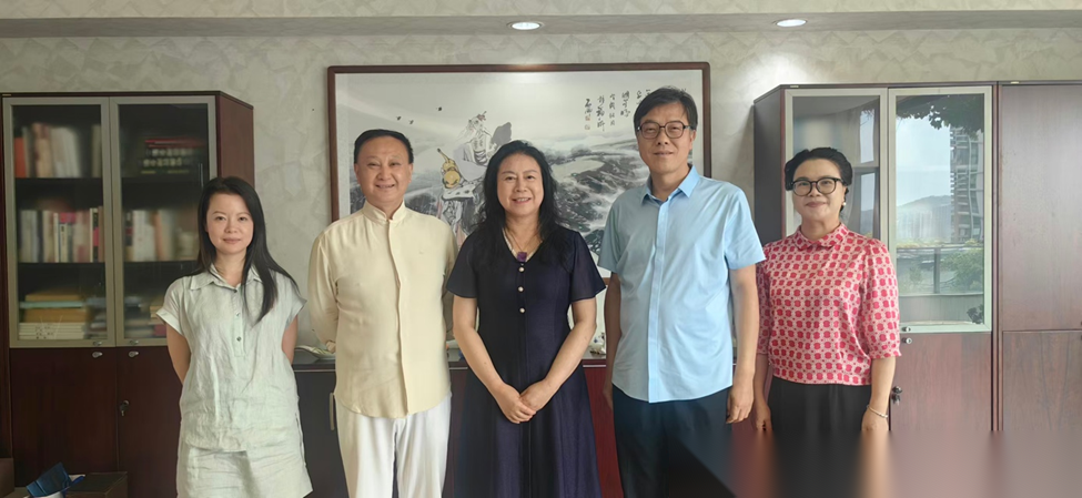 孔维众、孔海钦一行赴福州开展儒家文化与数字文明交流座谈 ...（宗亲纪事）.png