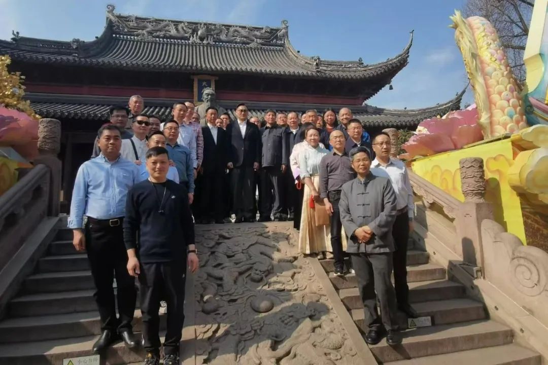 乙巳年初春孔垂长先生的探亲之旅（文化资料）.jpg