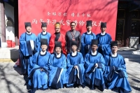 孔垂长主祭丙午年尼山春祭和孔林家祭  “至圣家学堂”揭牌（祭祀纪事）.jpg