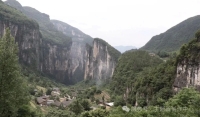 “写生山峡碧水，吟颂风雨同舟” — 孔维克一行赴奉节山峡腹地采风纪实（文化资料）.jpg