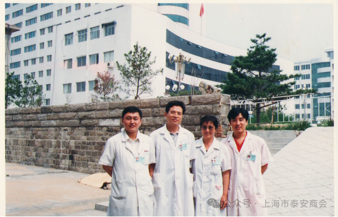 申城泰彦丨孔庆健：爱之光照亮了自己，也照亮了曾经帮助到的人 ...（文化资料）.png