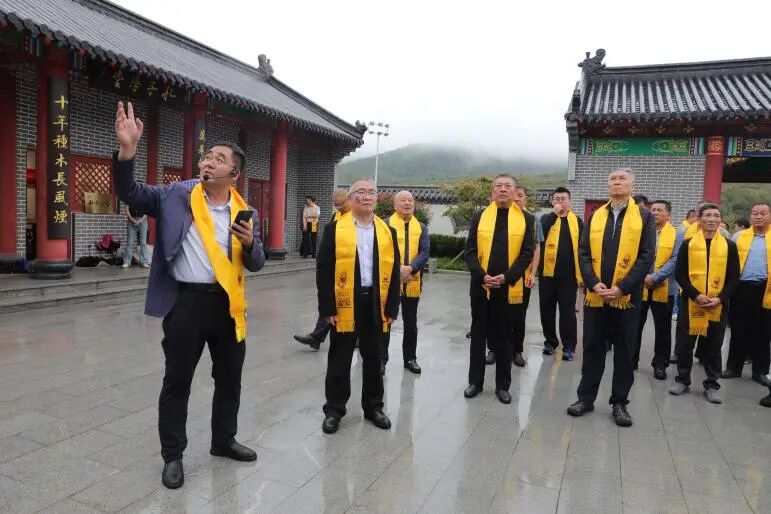孔子后裔鲁城户宗亲首期联谊会成功举行（宗亲纪事）.jpg
