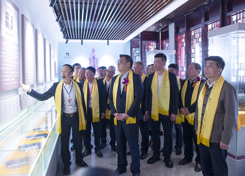 洙泗诗礼润瓯越，千年守望终相聚（文化资料）.jpg