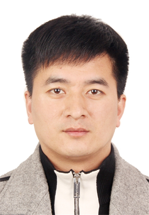 “淮南青年五四奖章”获得者先进事迹：平兆久（人物资料）.png