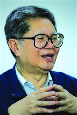 世界著名量子化学家潘毓刚暨大授课（文化资料整理）.jpg