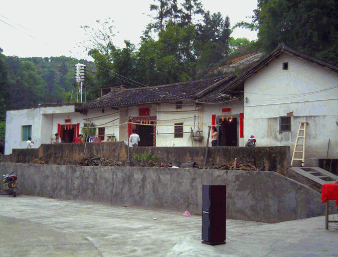 四百年前直系祖宗春梅公住过的祖屋