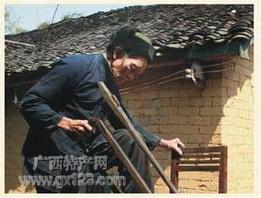 广西十八怪(怪相百出之3)（谱牒资料）.jpg