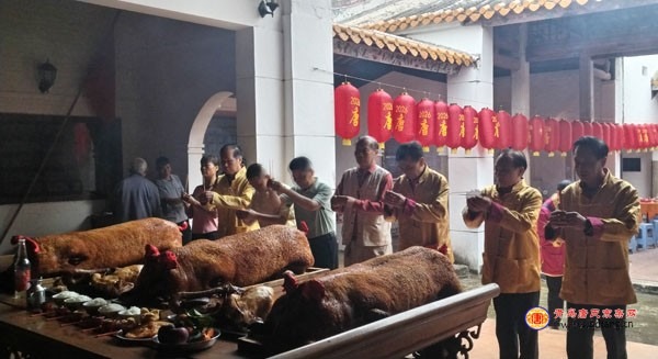 tang_18f27d6eed8e187d47_10.jpg