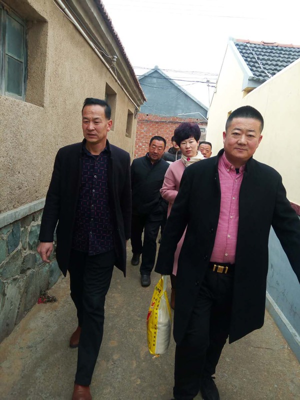 tang_449de81e895f5f64f6_04.jpg