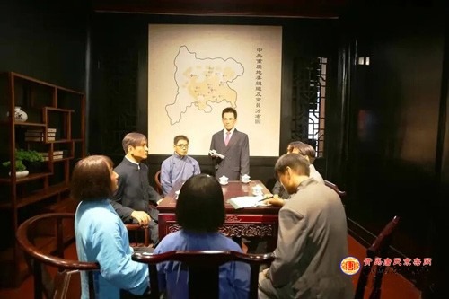 tang_cc2ba8d7c65bd92c42_01.jpg