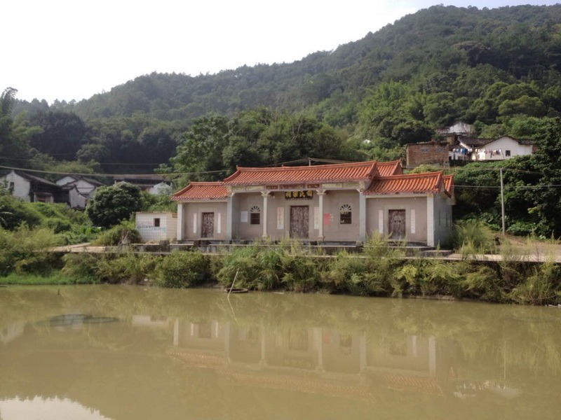 tian_7467_12ebd2645747f97ccc5a.jpg