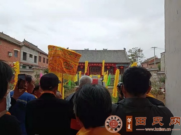tian_7825_60615a1ed26c20a24609.jpg