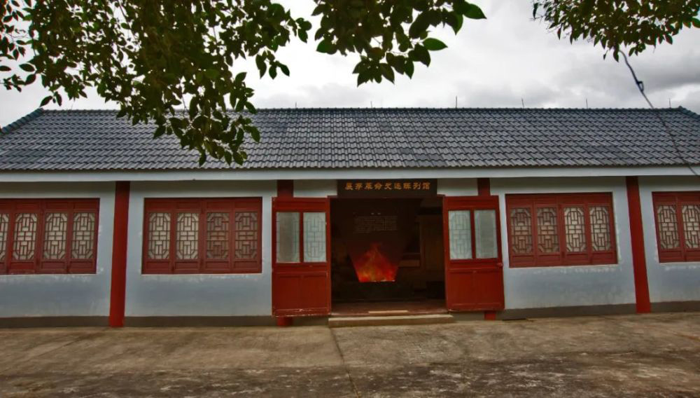 追忆翁氏家族抗日少年翁世俊（人物资料）.jpg
