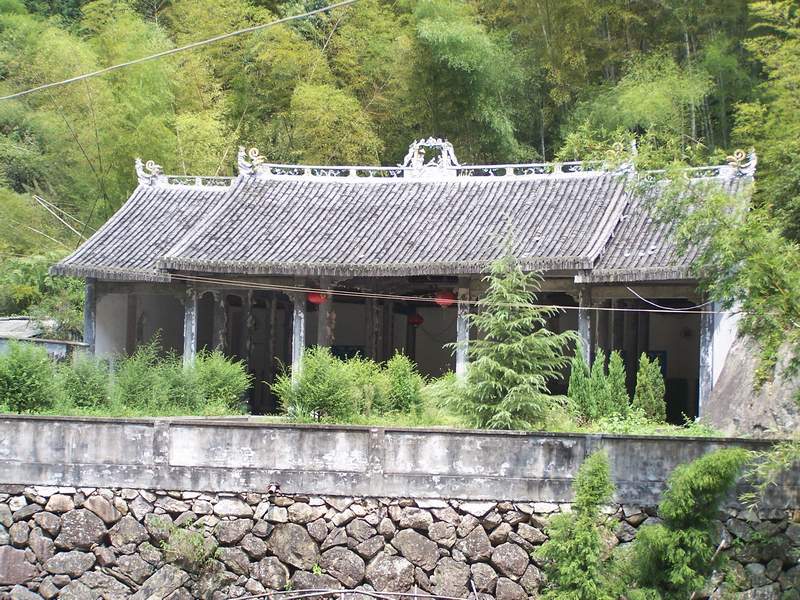 埭头村的翁卷纪念馆（宗族资料）.jpg